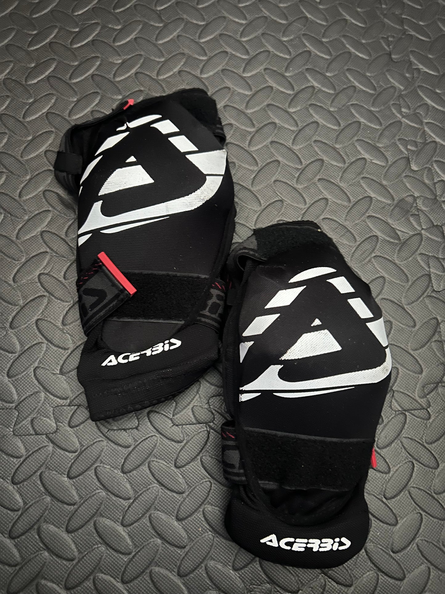 Acerbis soft knee guards 2.0 youth