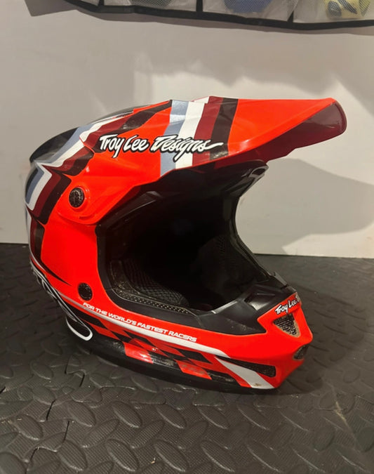 Troy Lee helmet YM