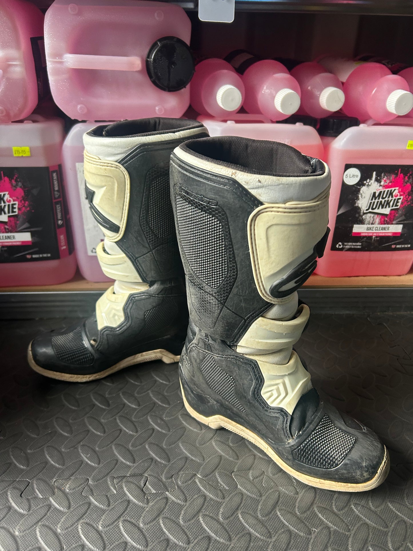 Alpinestars tech 3 uk1