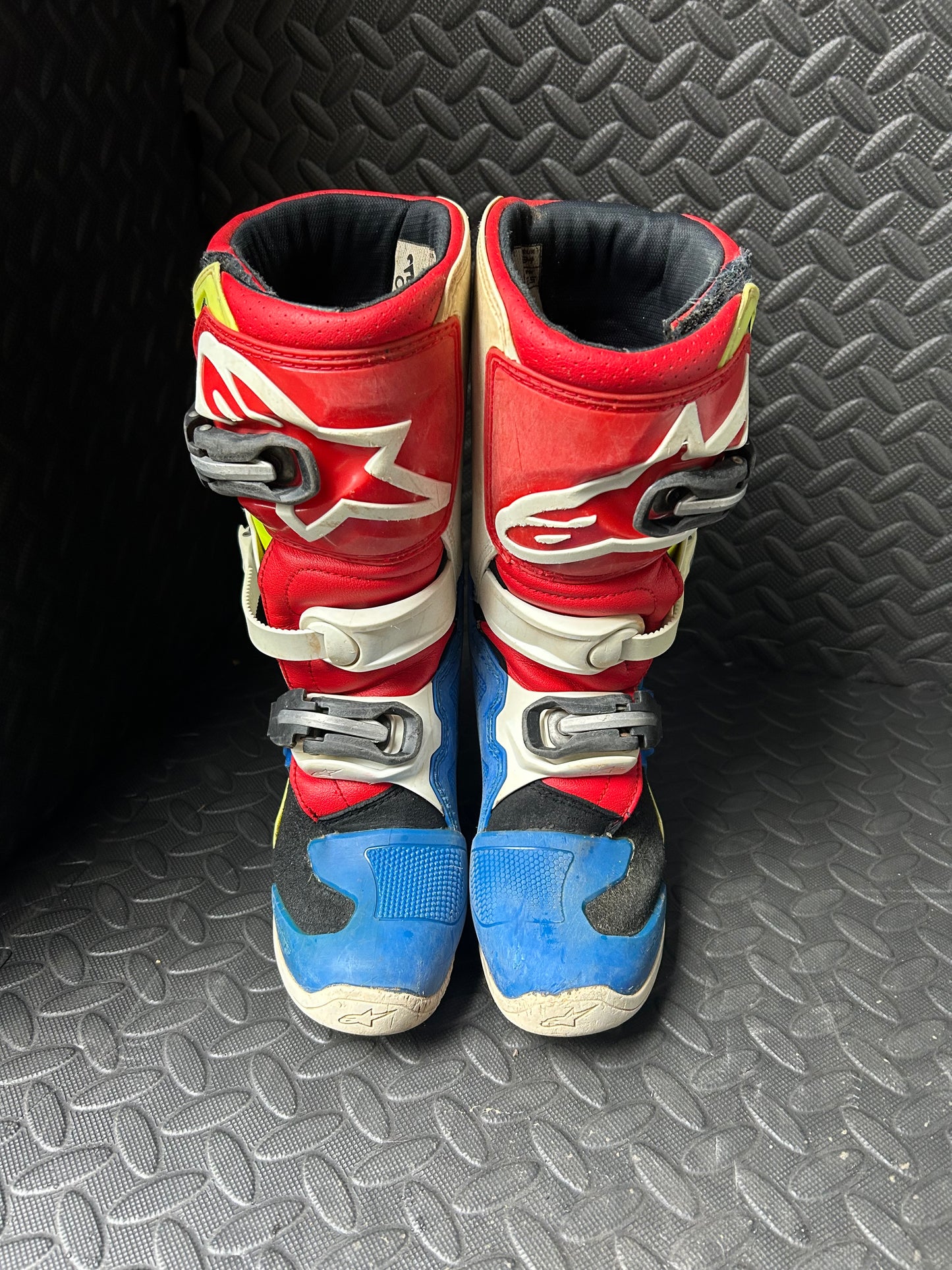 Alpinestars tech 7 uk 1