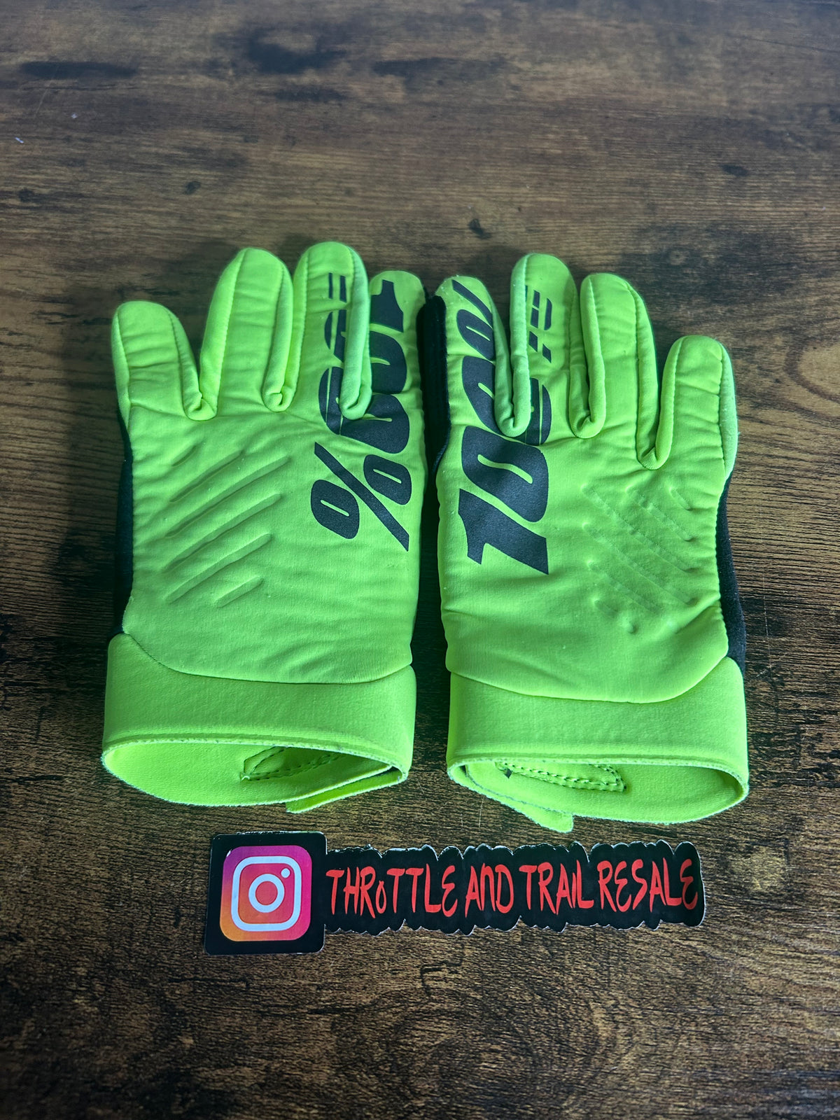 100% winter gloves youth large