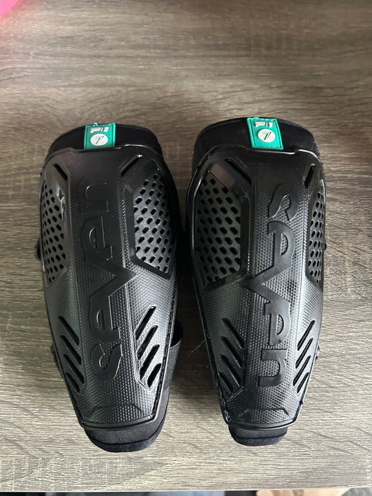Seven P1 youth elbow guards youth