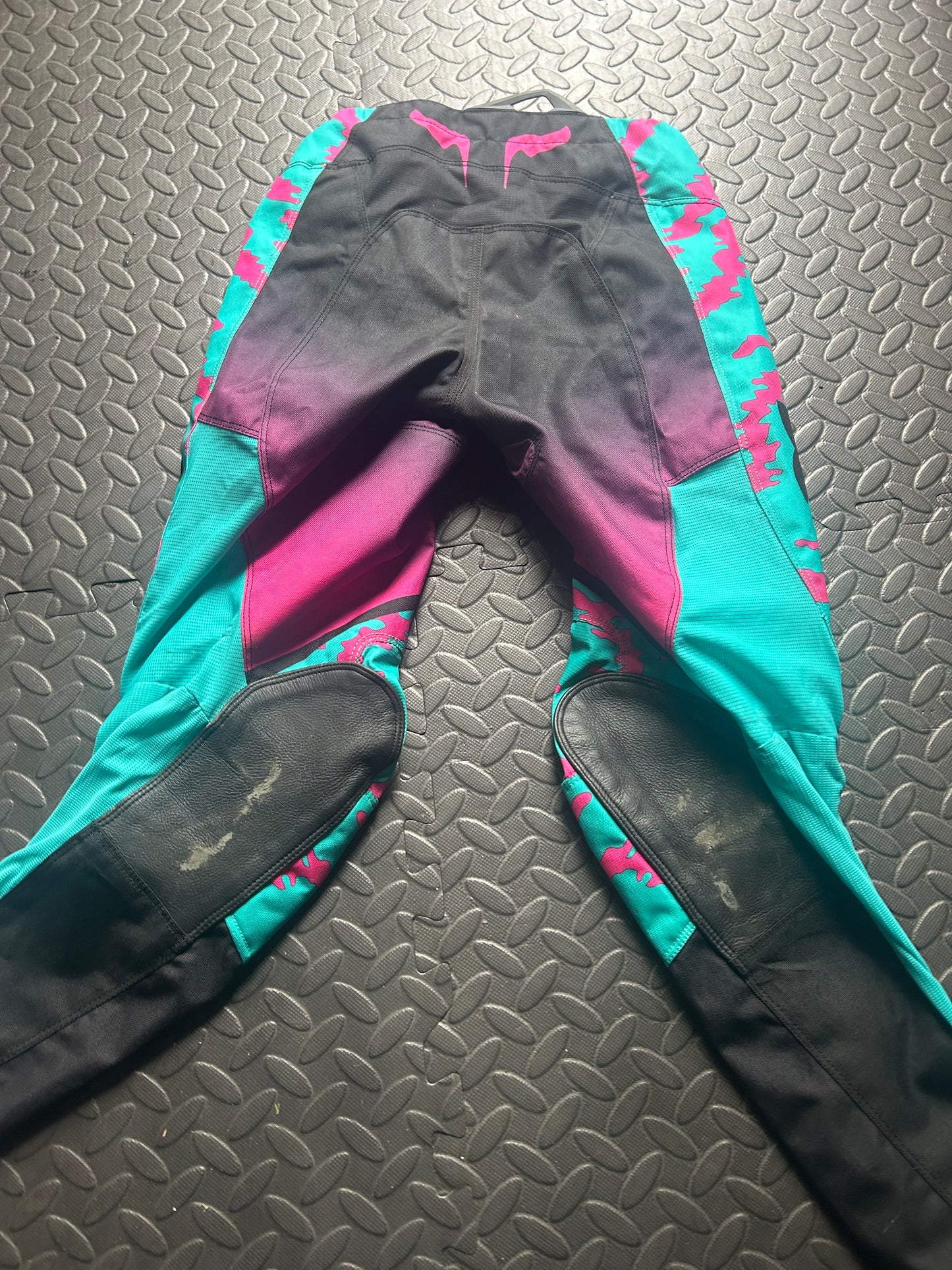 Fox pants 26”