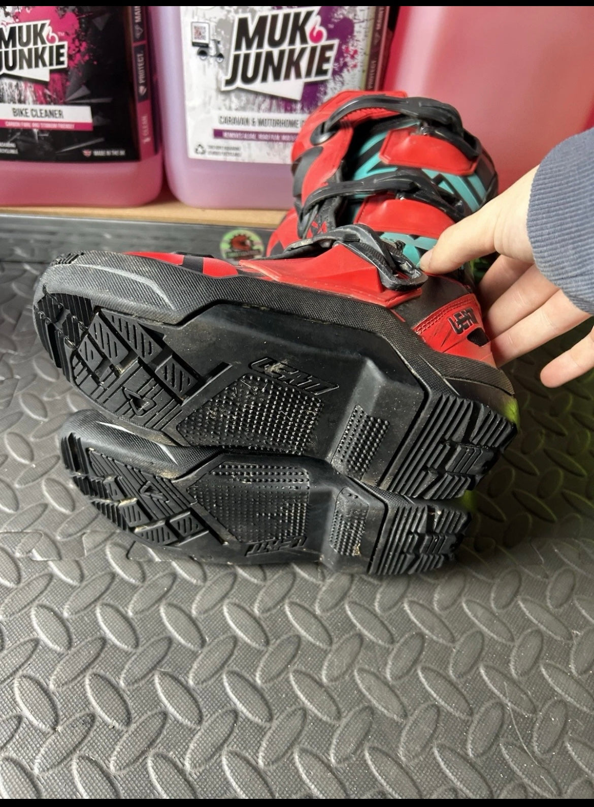 Leatt 3.5 boots uk1
