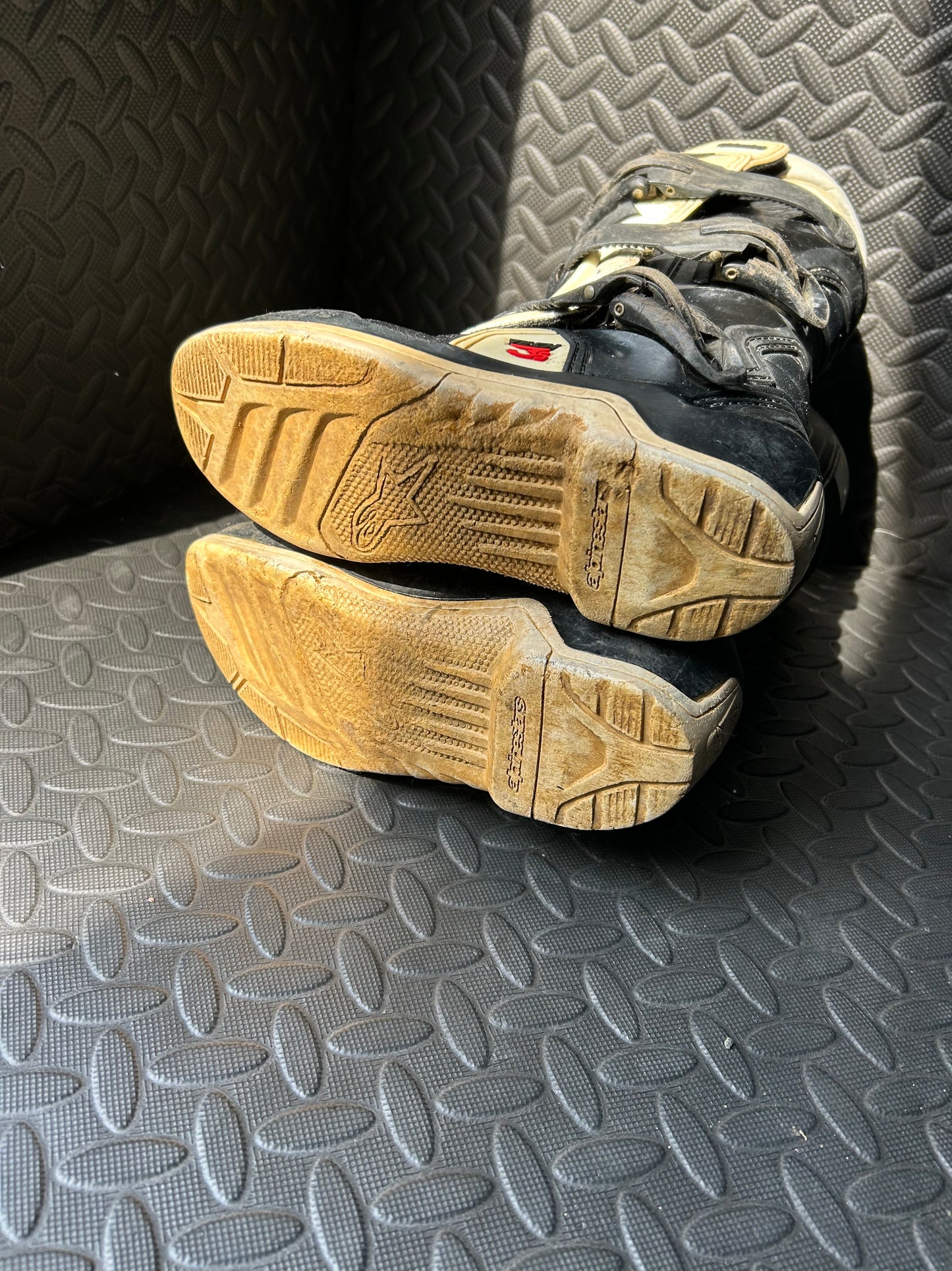 Alpinestars tech 3 uk2