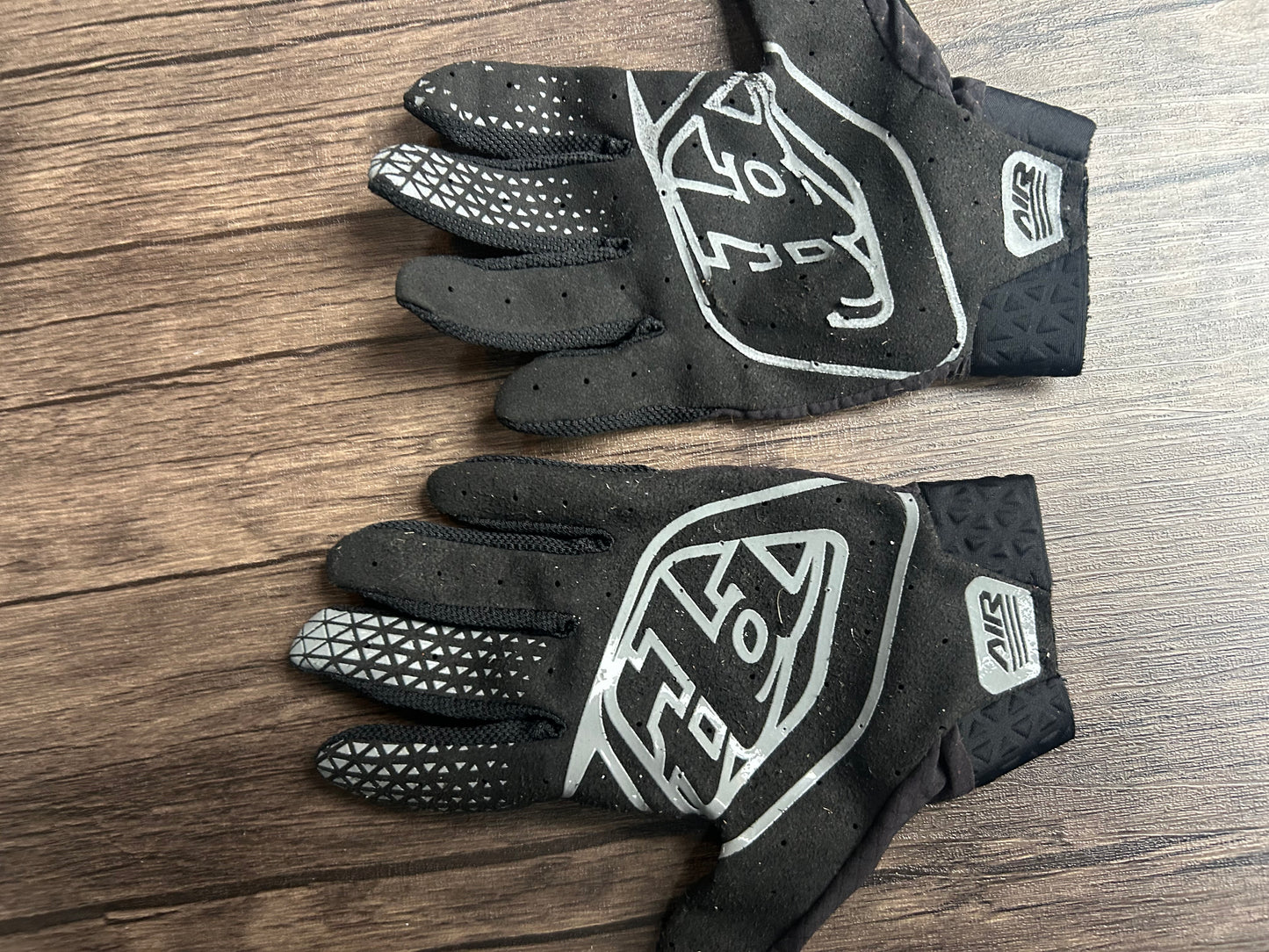 Troy lee gloves small