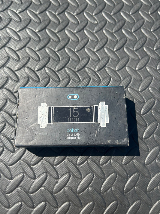 Crankbrothers thru axle kit