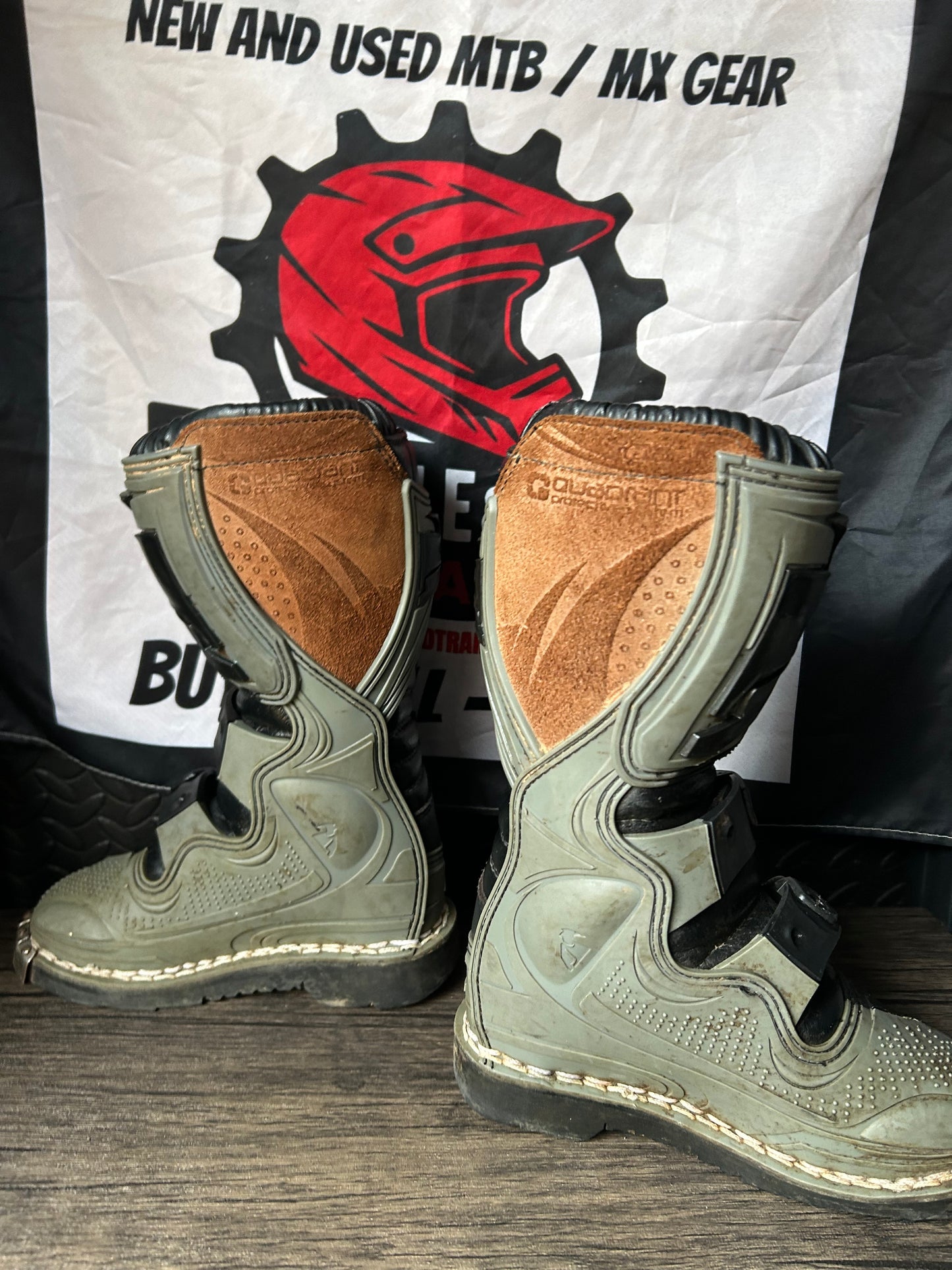 thor boots uk1