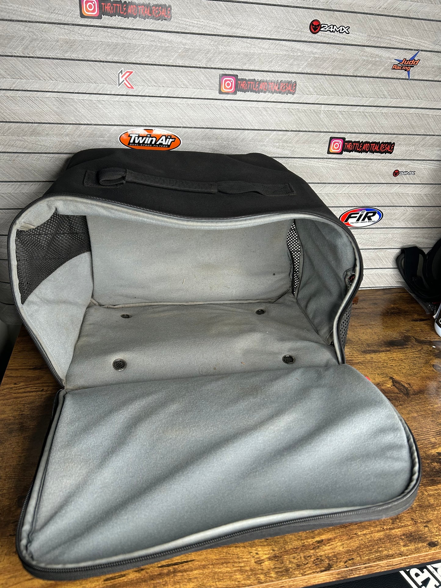 6D helmet bag