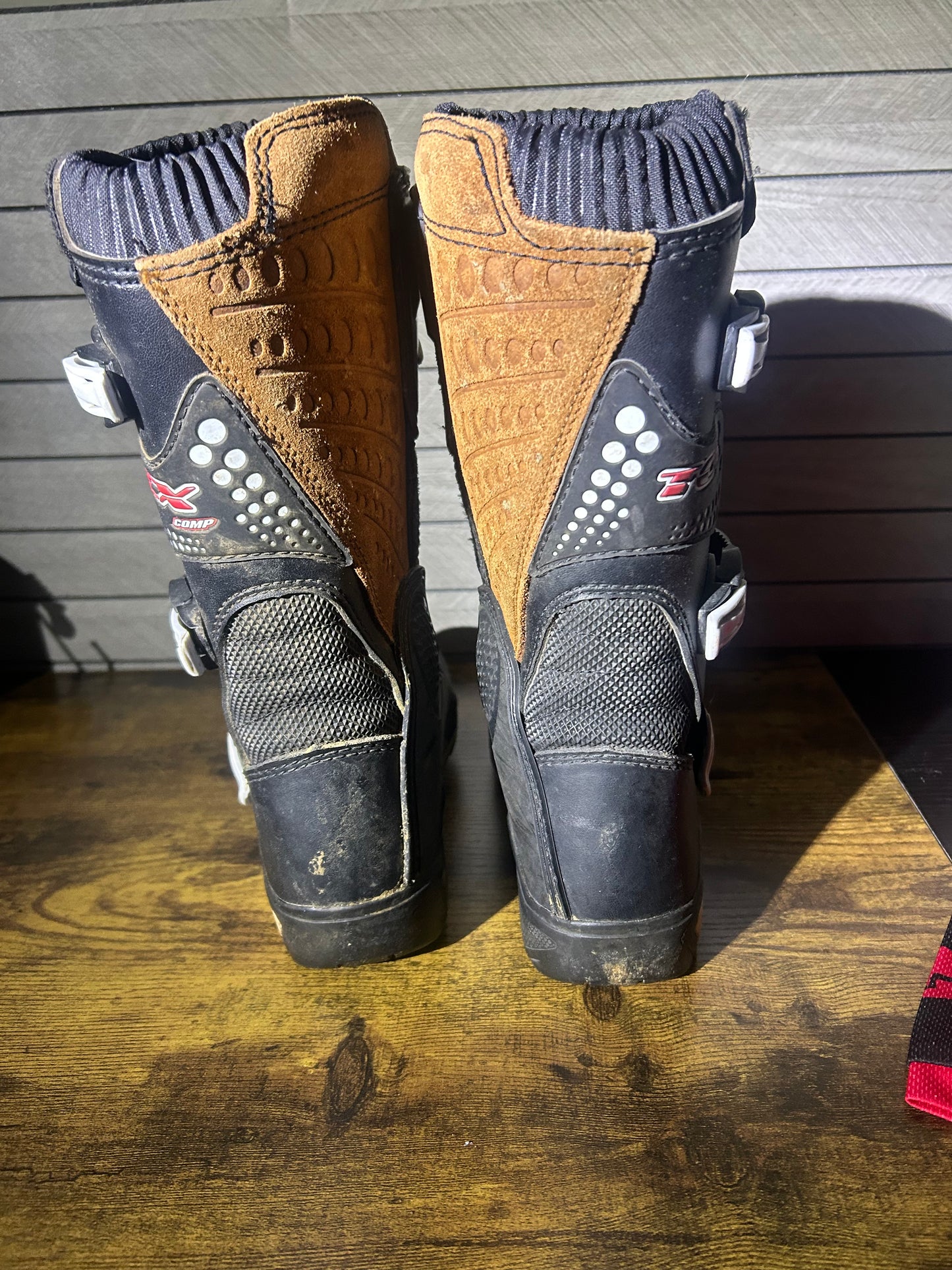 tcx boots uk13