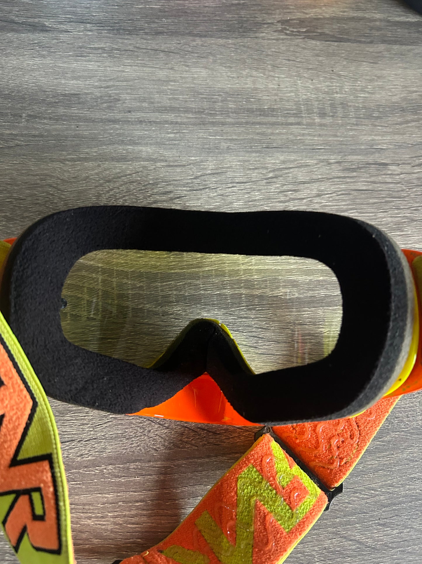 rip n roll goggles - used