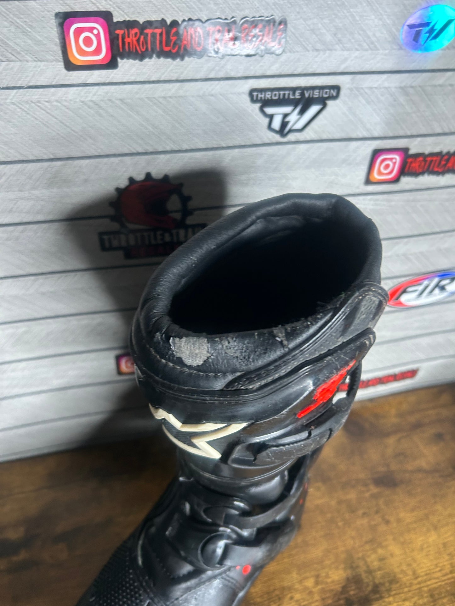 Alpinestars tech 3 UK2