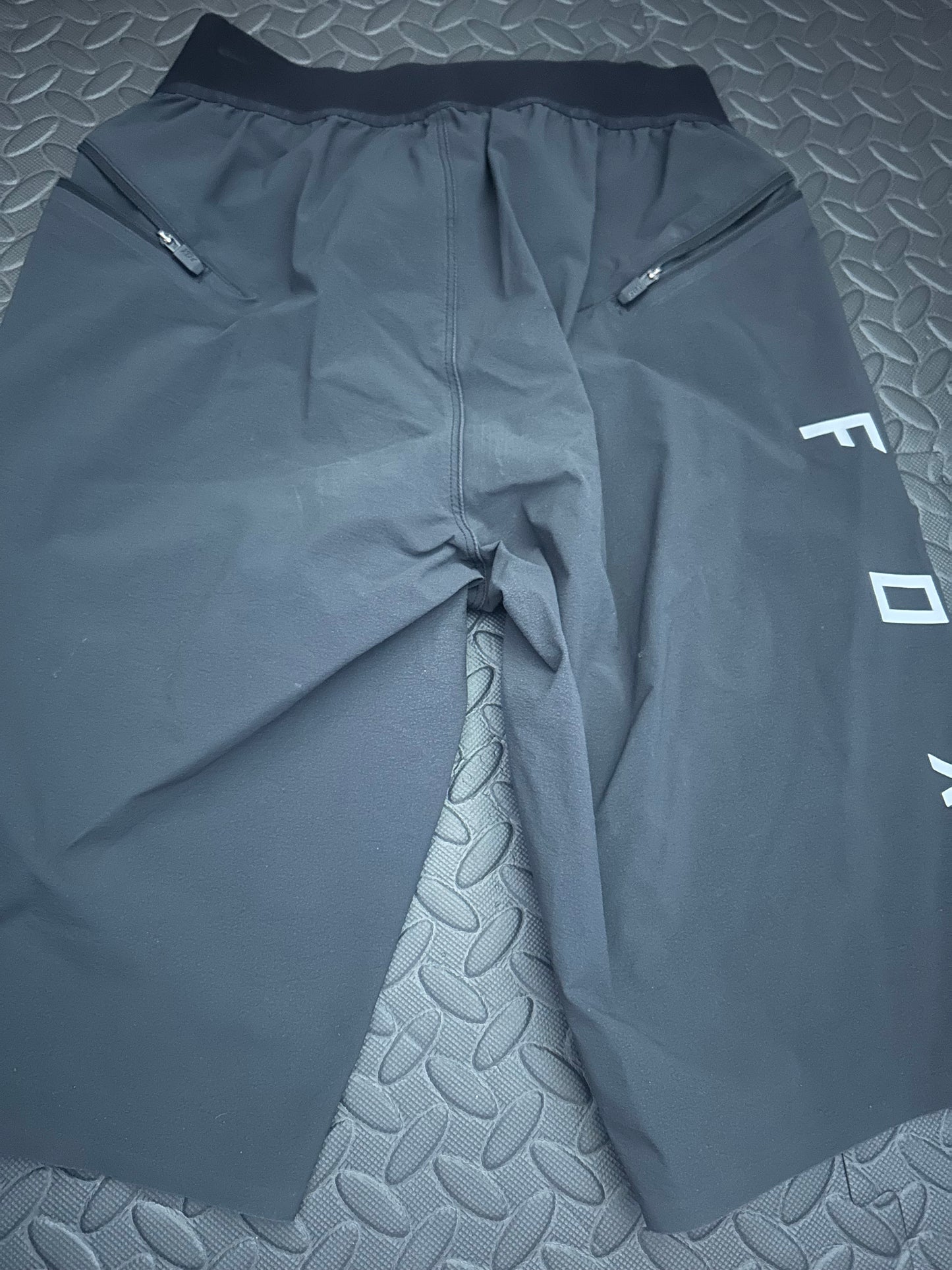 Fox shorts 32”