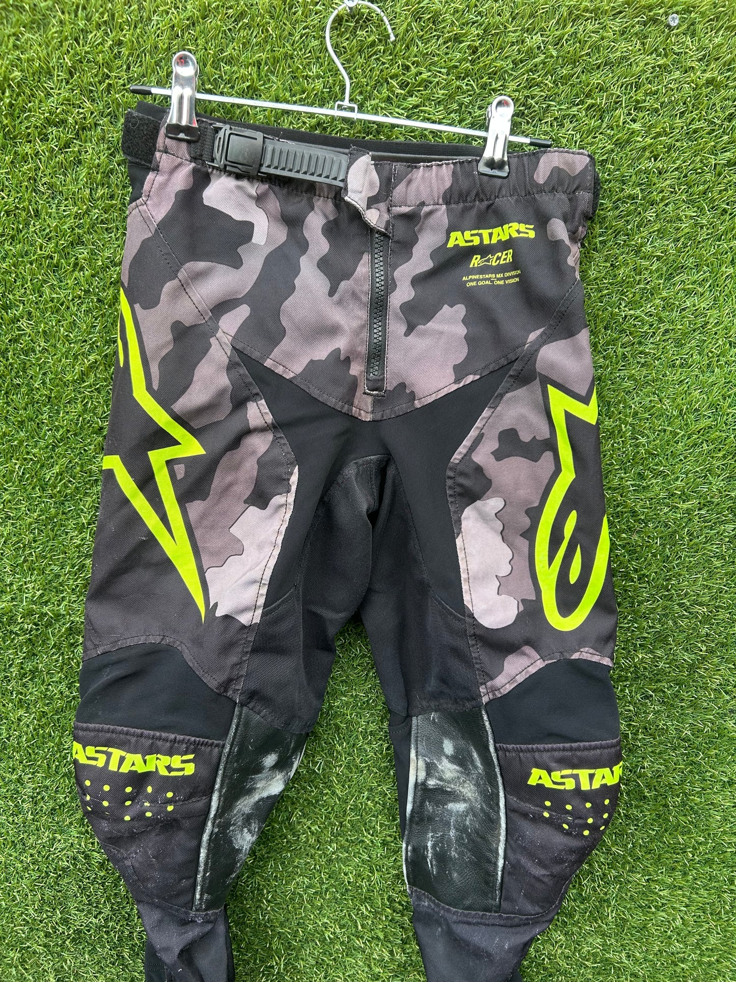 alpinestars pants 26"