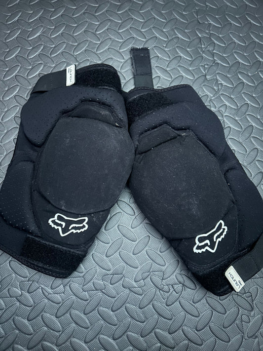 Fox Knee guards M