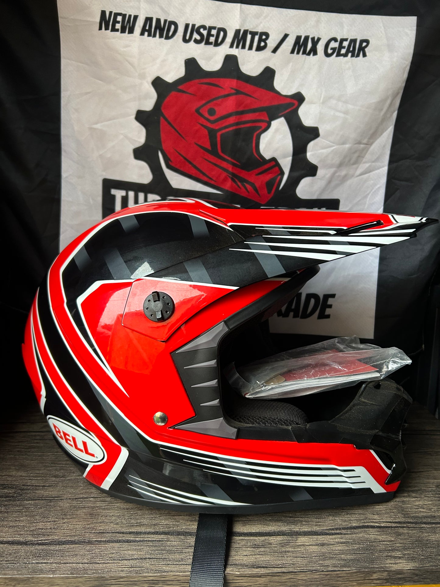 NEW Bell SX1 helmet 54-55cm