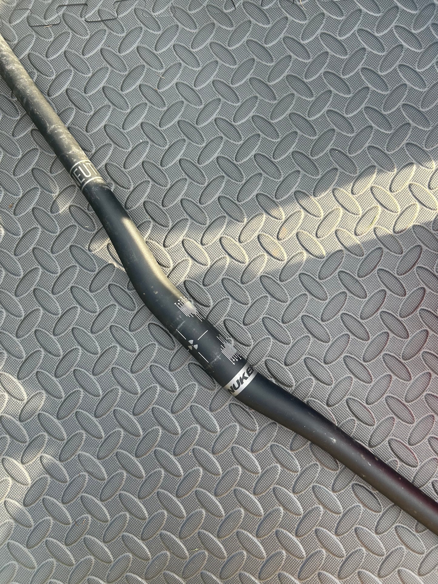 Nukeproof horizon bars