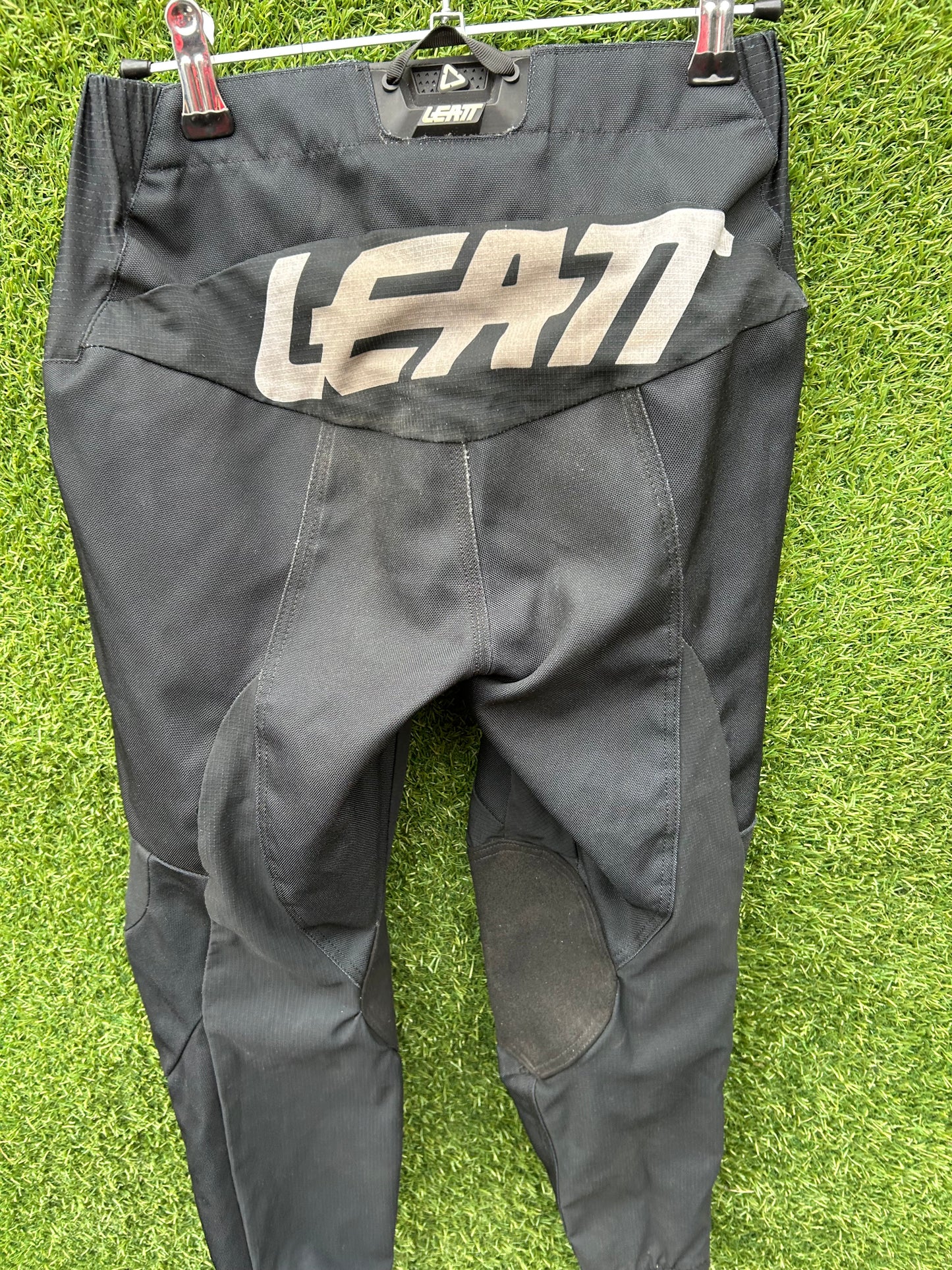 leatt pants 24"