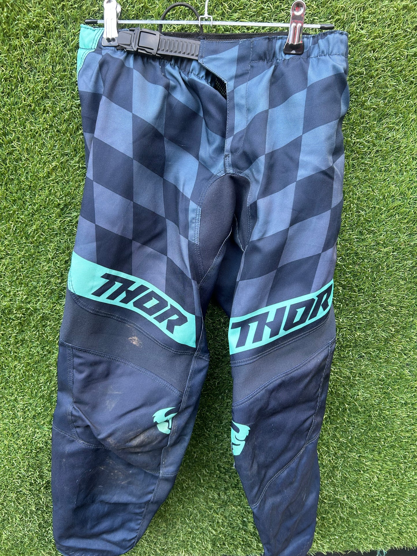 thor pants 26"