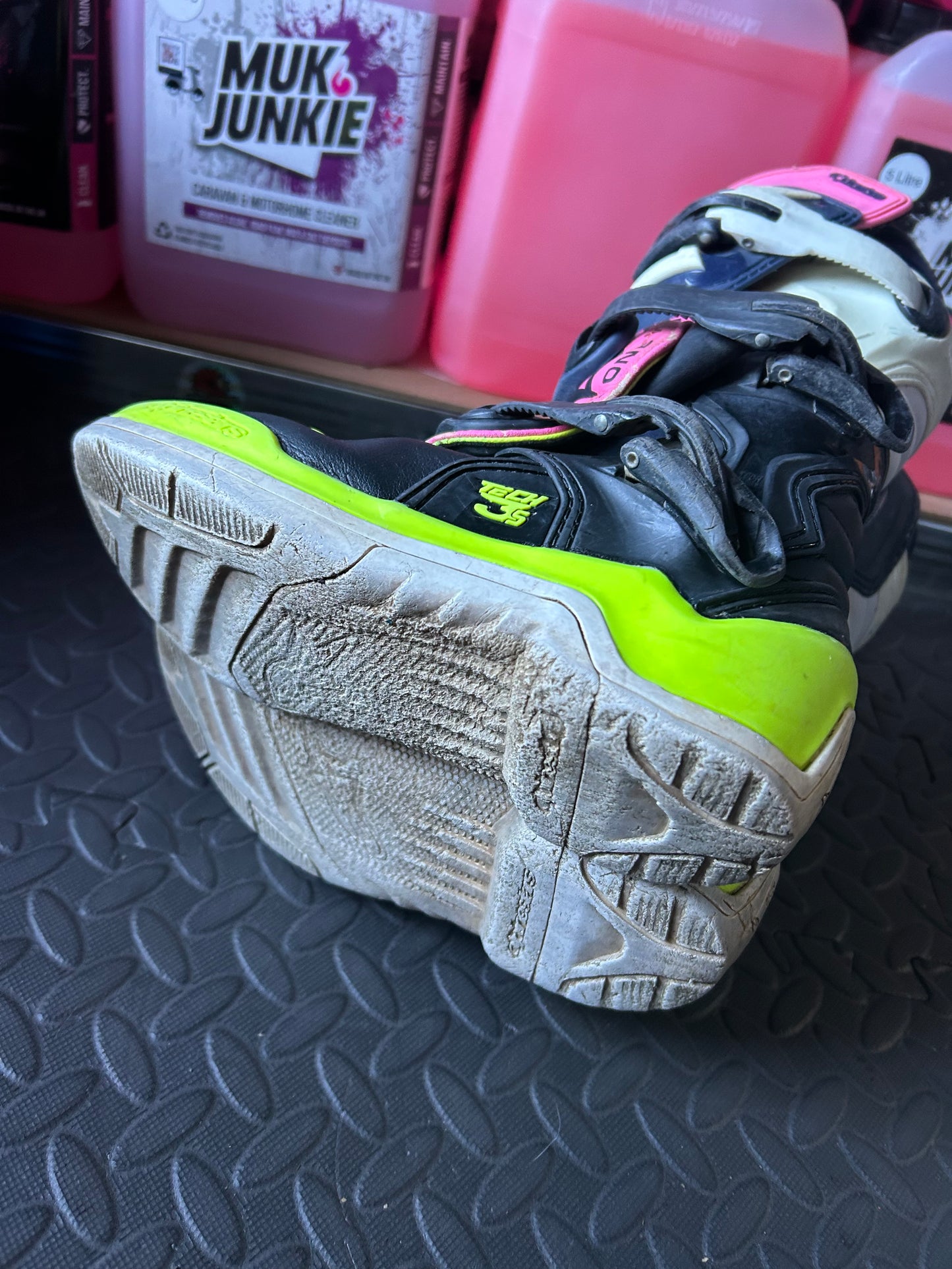 Alpinestars tech 3 uk2