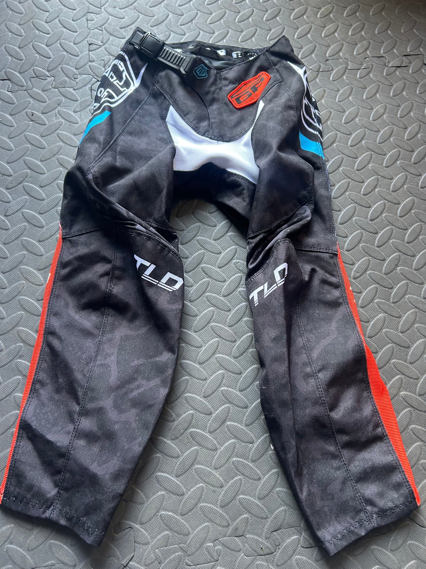 Troy Lee designs pants 18”