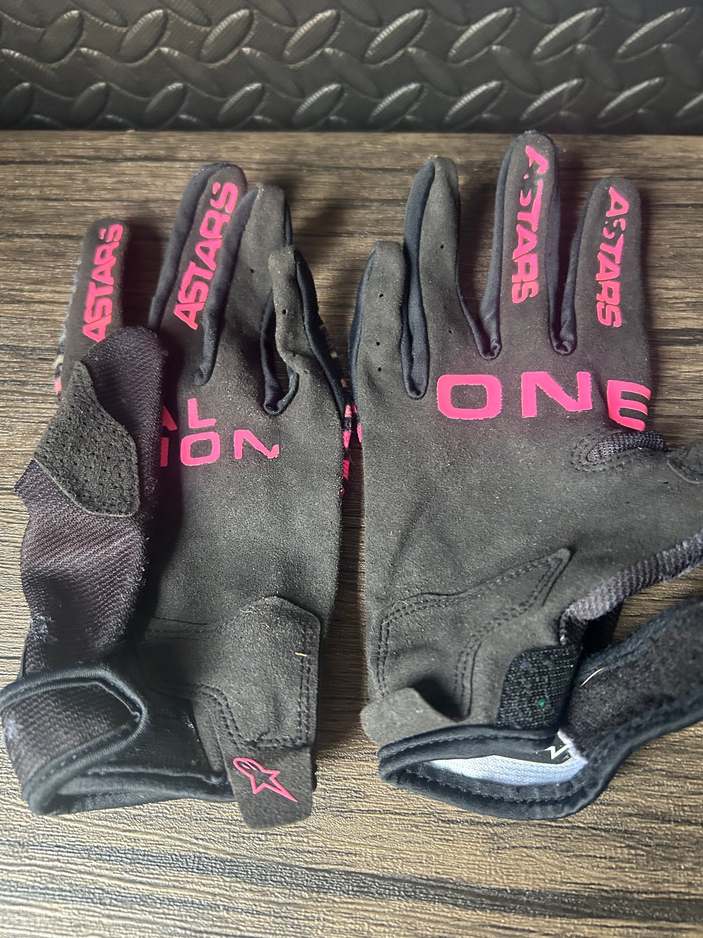 alpinestars gloves M