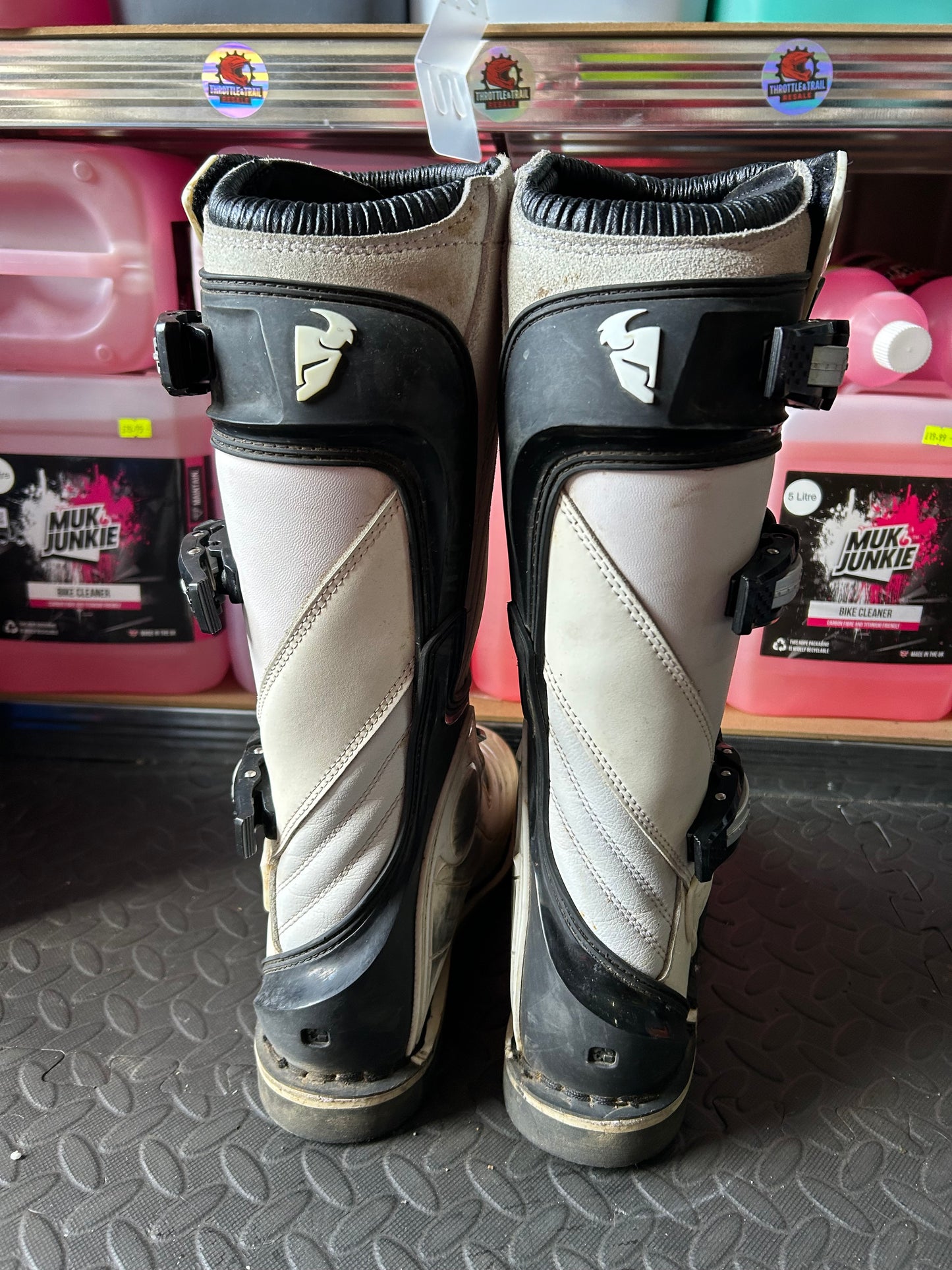 Thor boots uk9