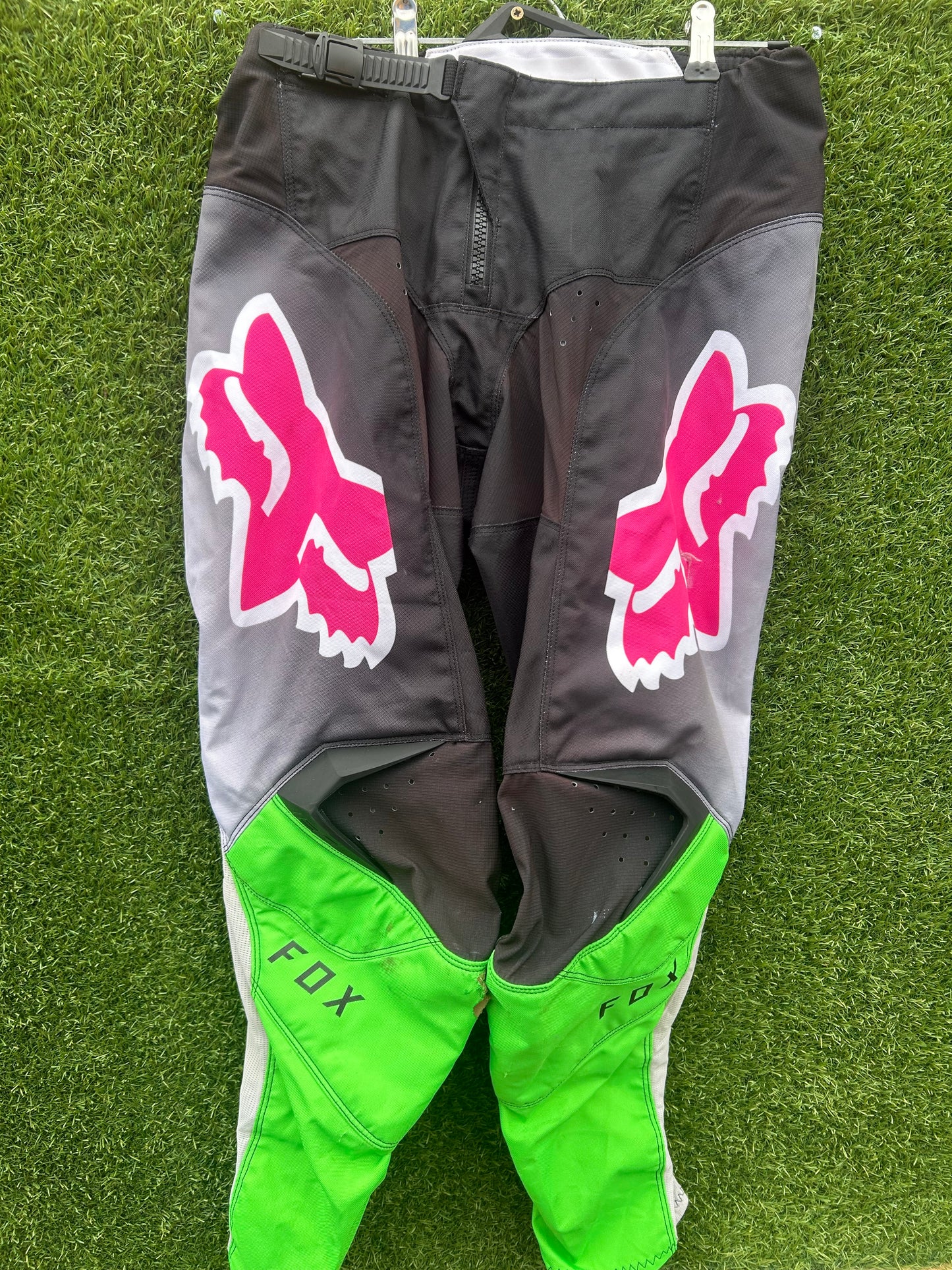 fox pants 30"
