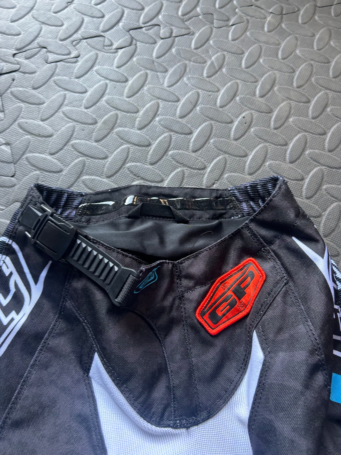 Troy Lee designs pants 18”