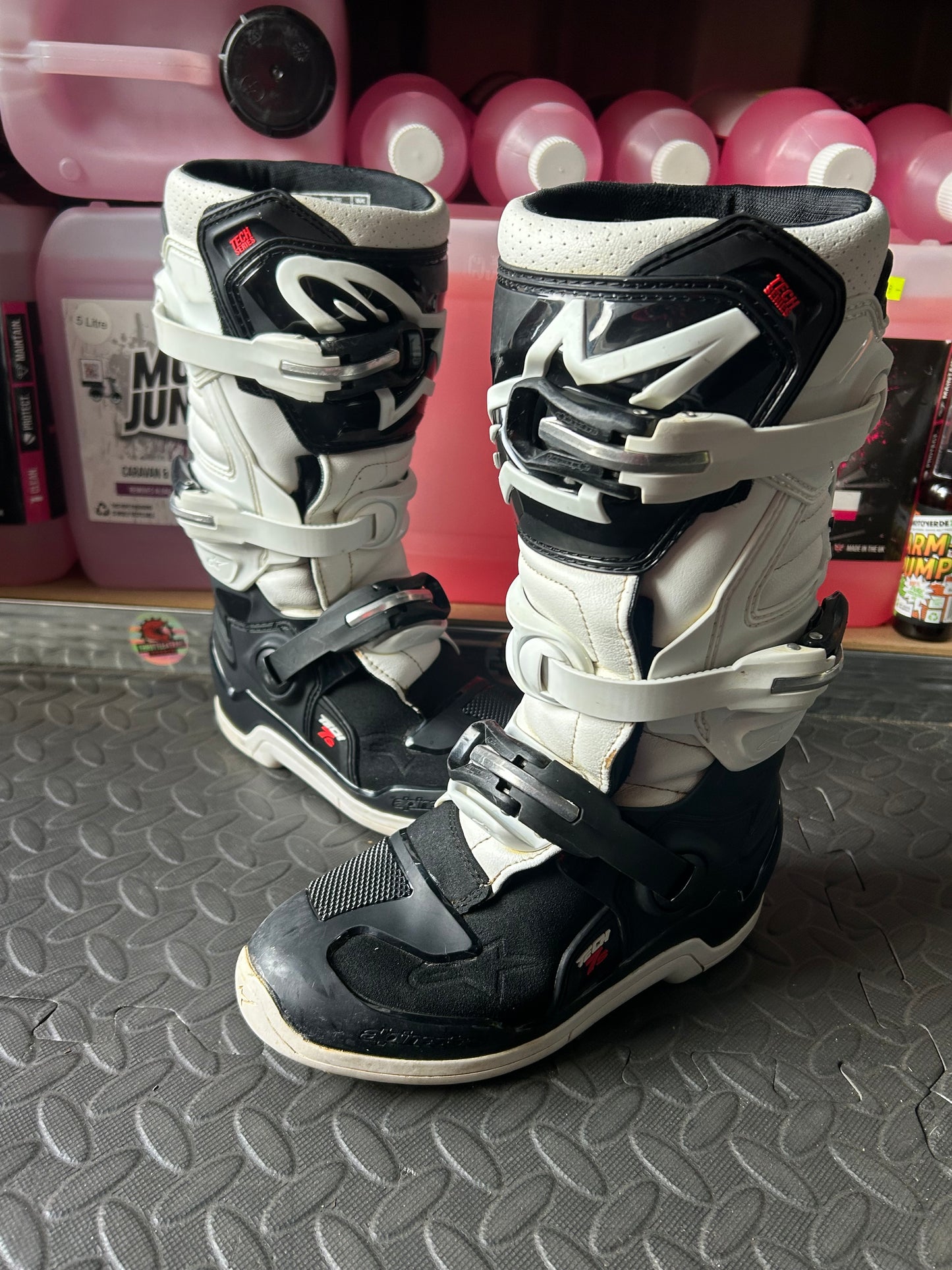 alpinestars tech 7 uk2