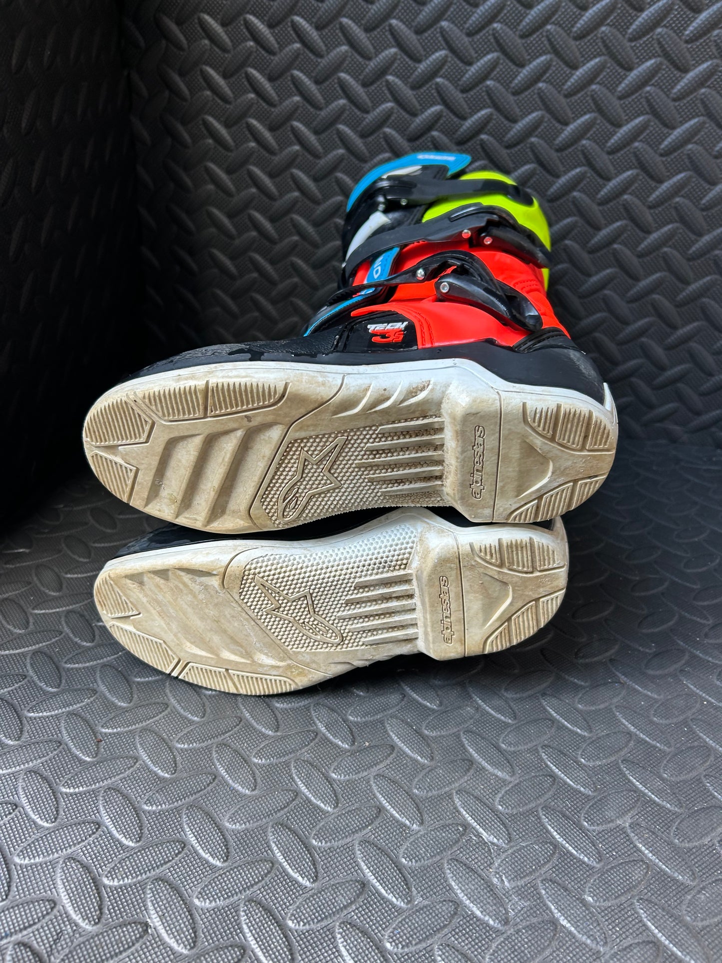 Alpinestars tech 3 uk2