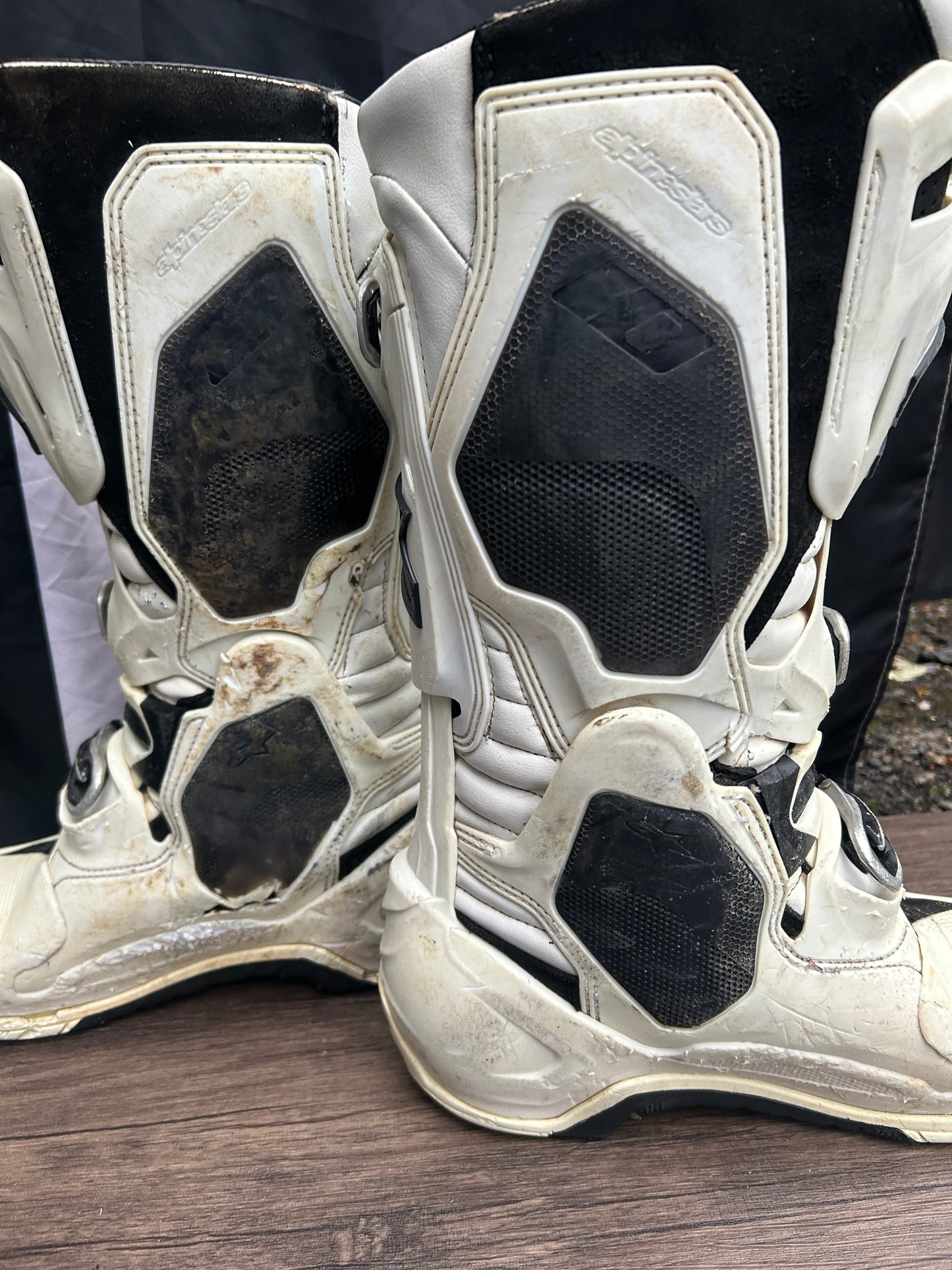 alpinestars tech 10 uk8