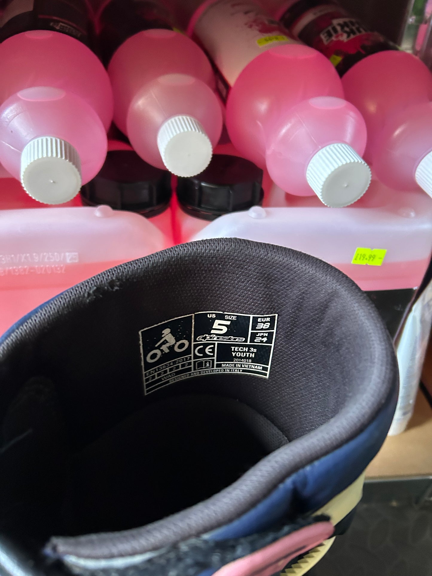 Alpinestars tech 3 uk4