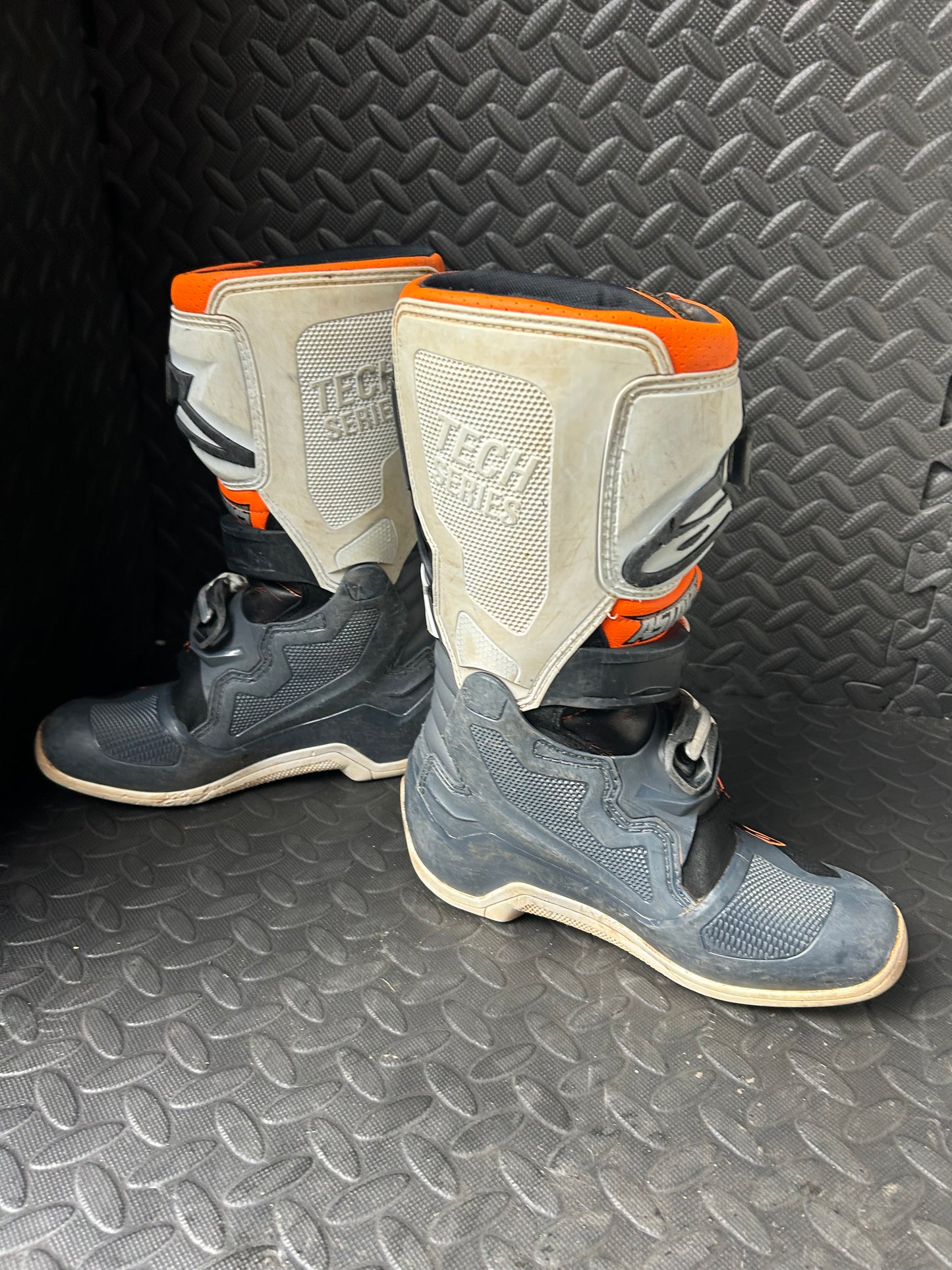 Alpinestars tech 7 uk3