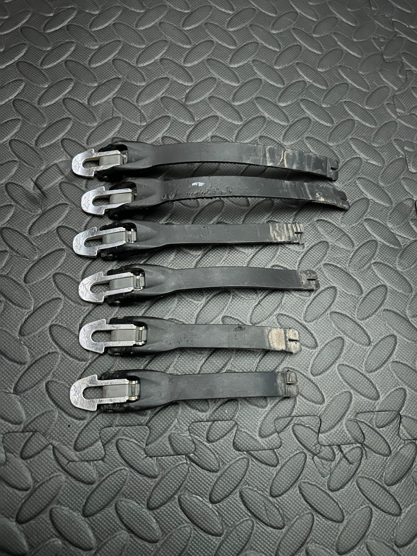 Alpinestars tech 8 boot straps