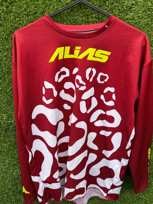 alias jersey yl