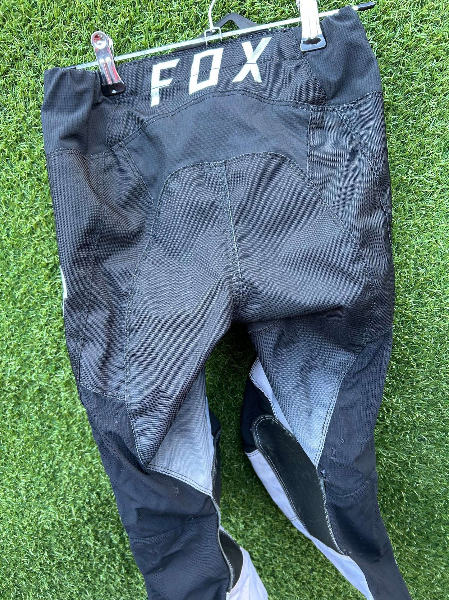fox pants 24"