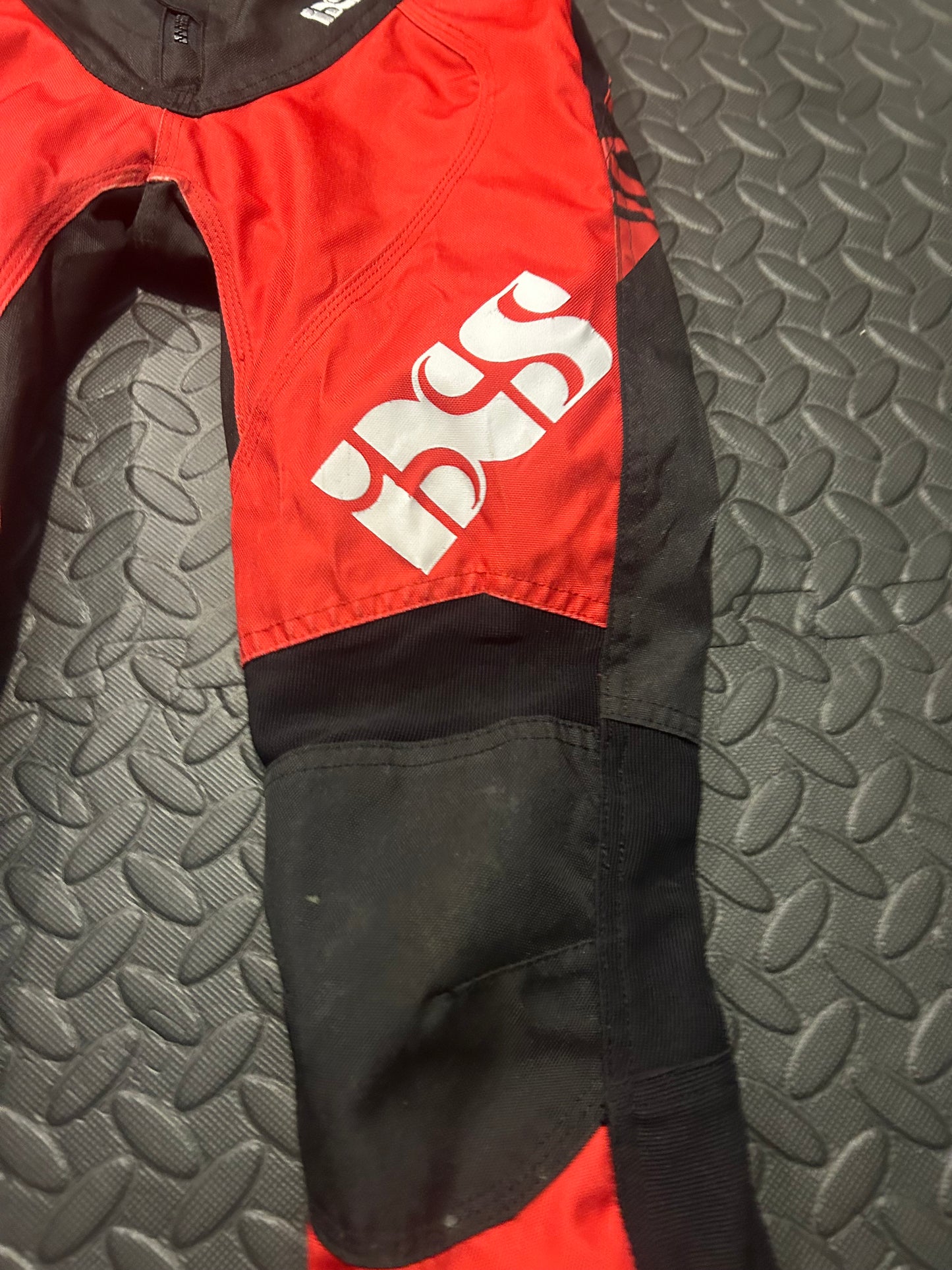 Ixs pants 26”