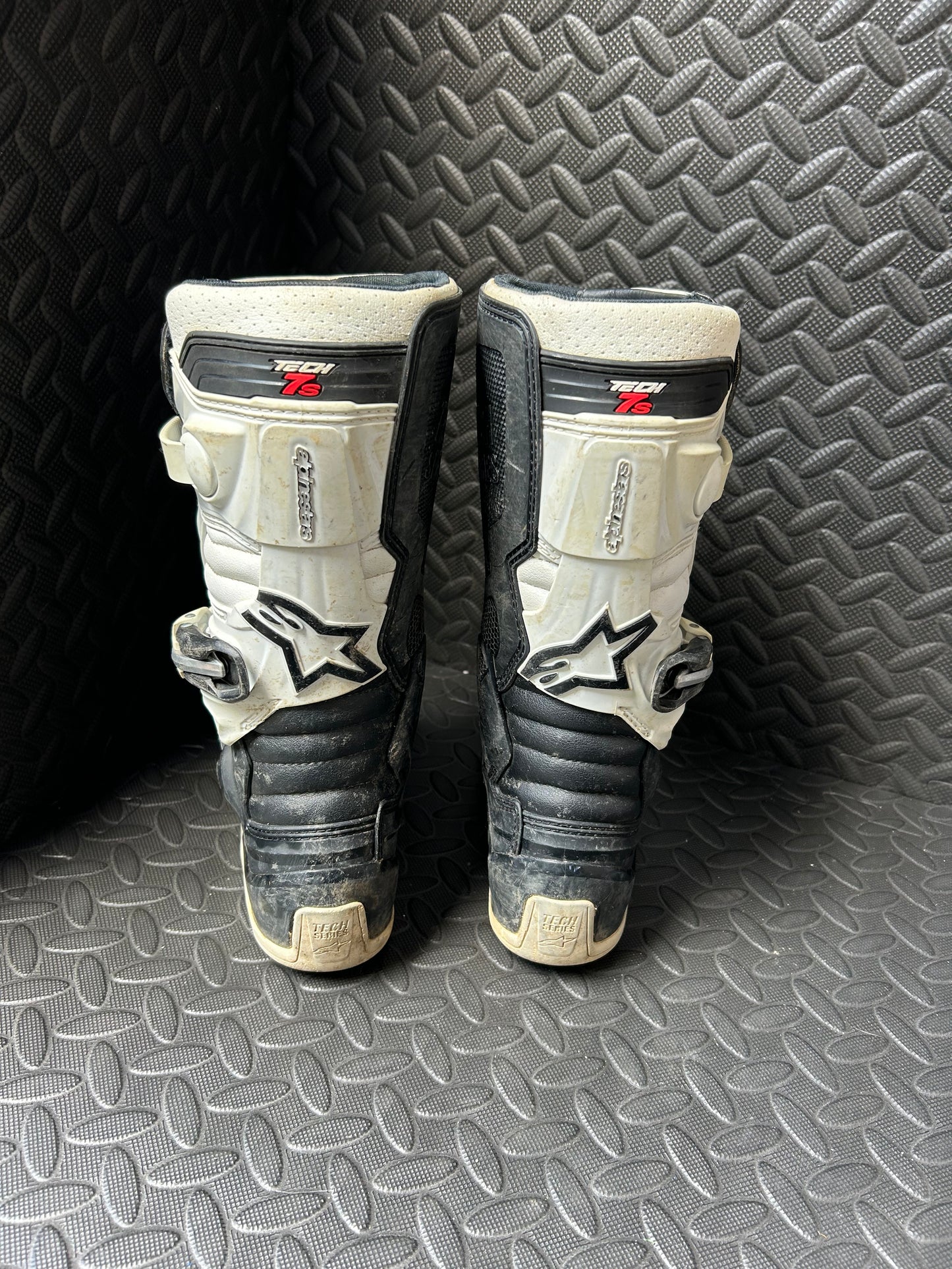 Alpinestars tech 7s uk3