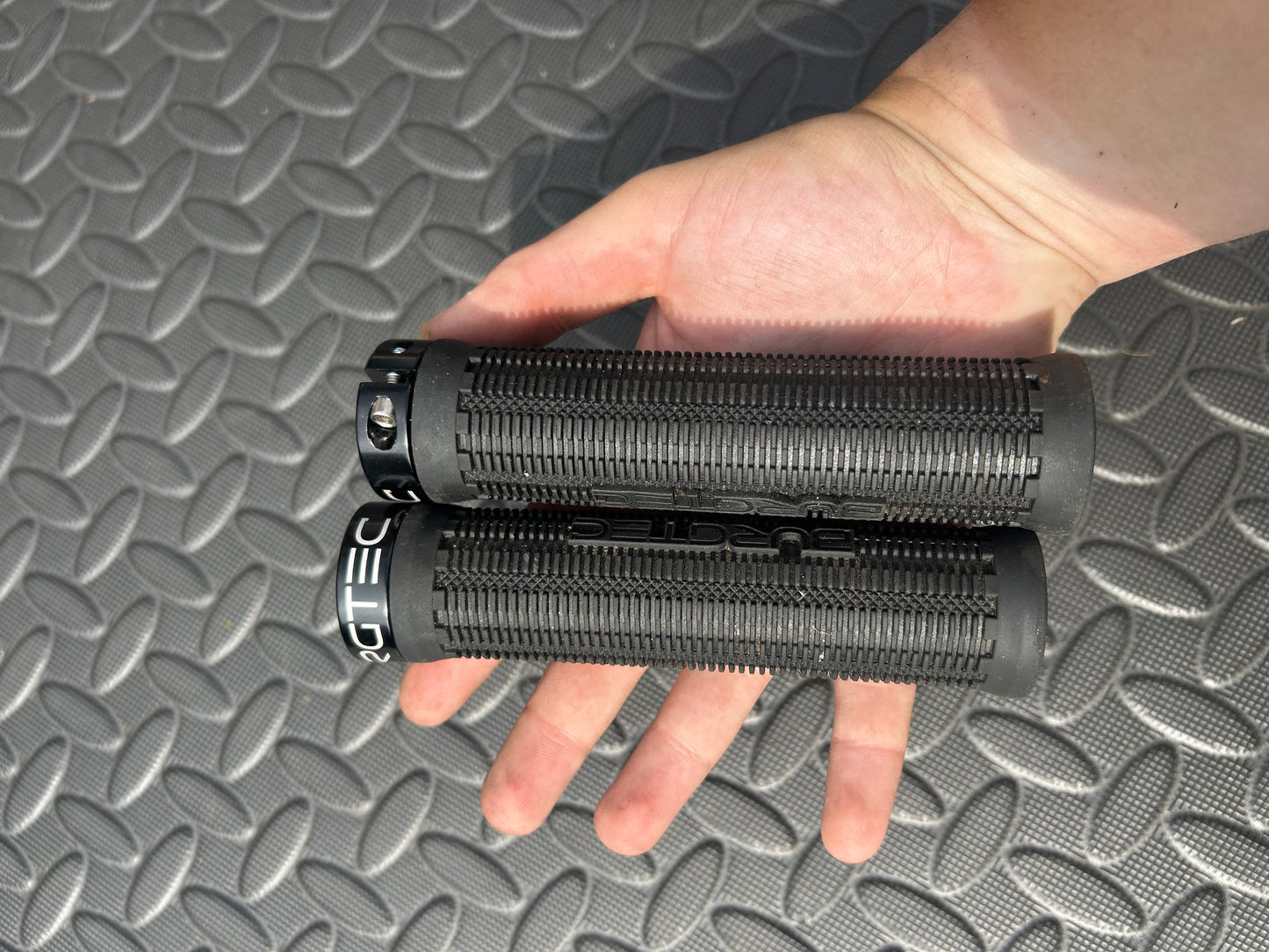 Burgtec grips