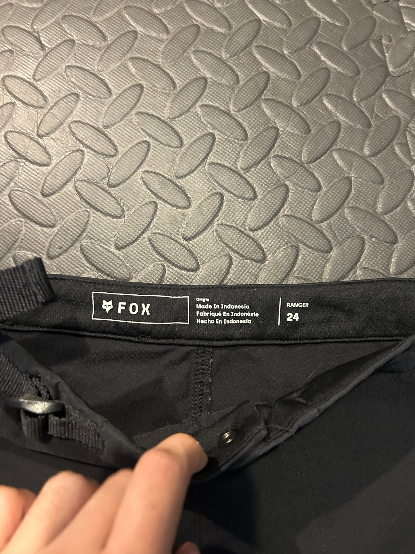 Fox pants 24”