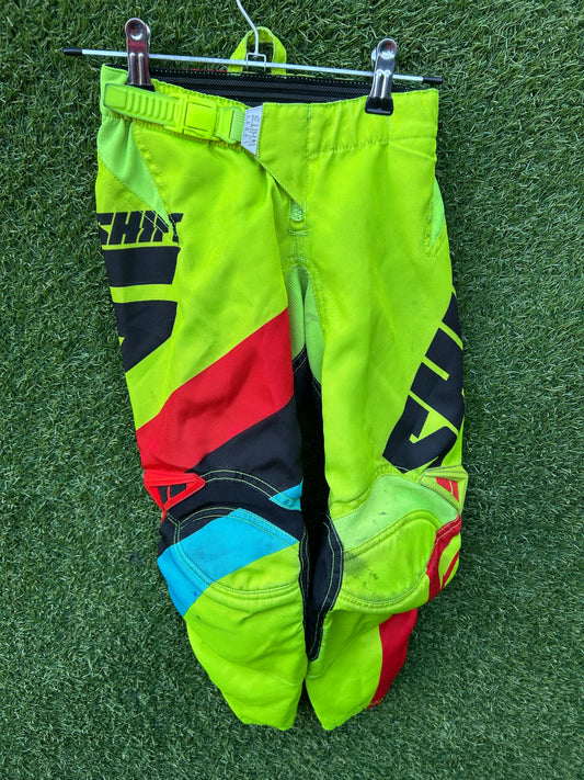 shift pants 22"
