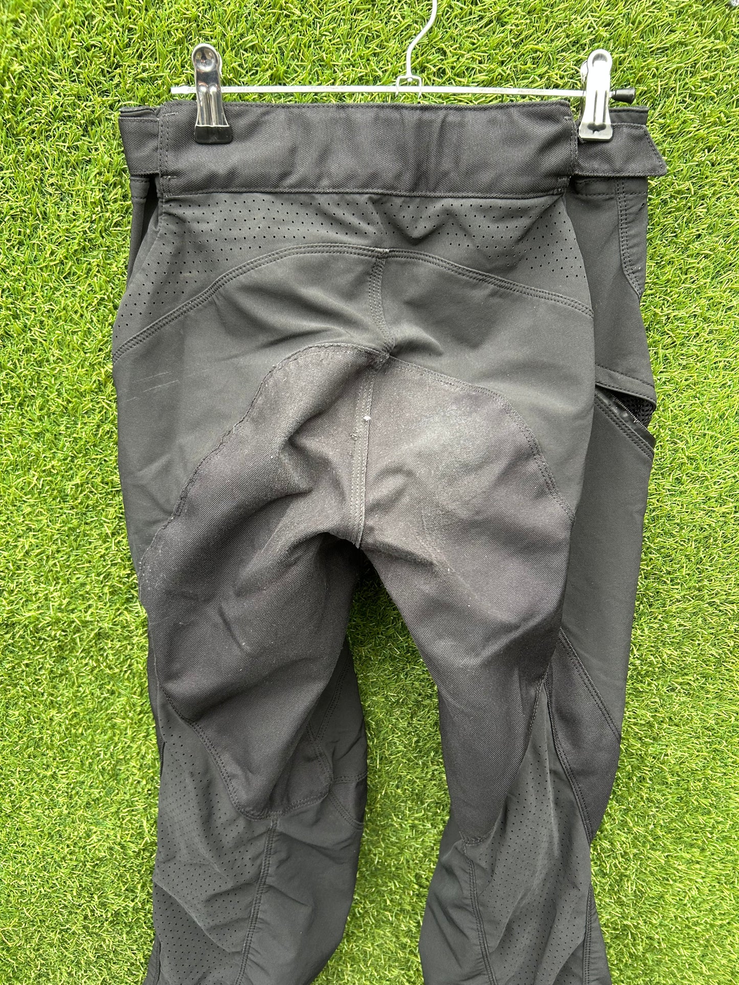 troy lee designs pants 28"