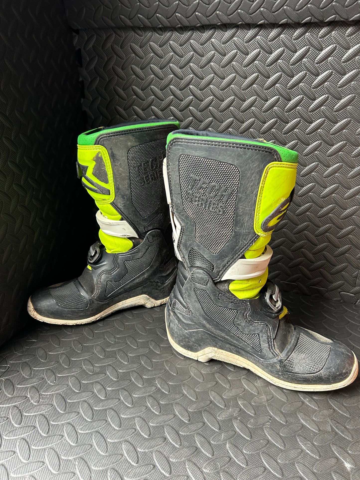 Alpinestars tech 7 uk6