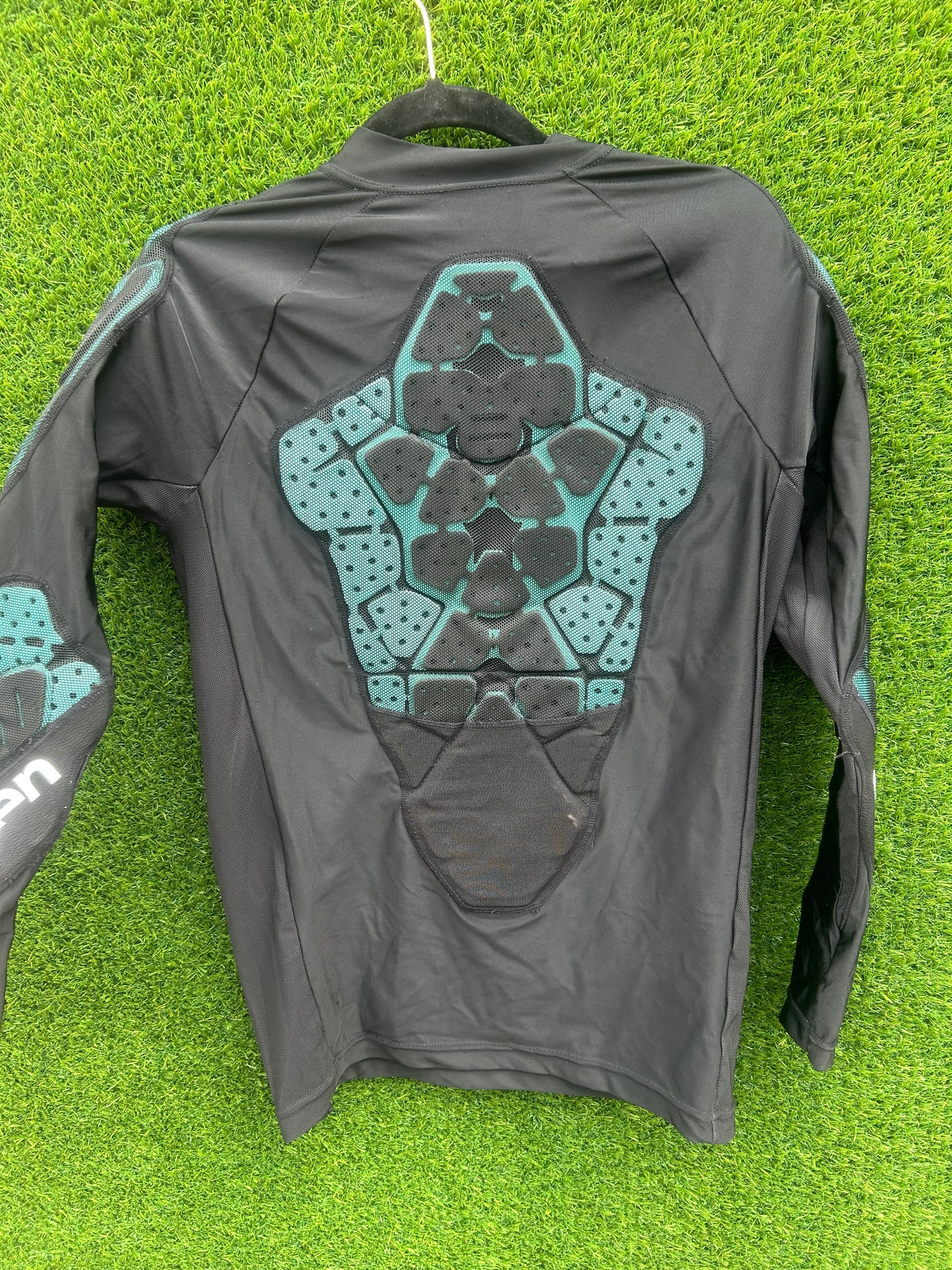 seven body armour medium