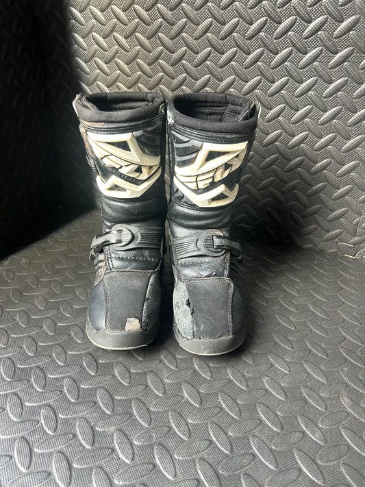 Fly maverick boots uk1/2