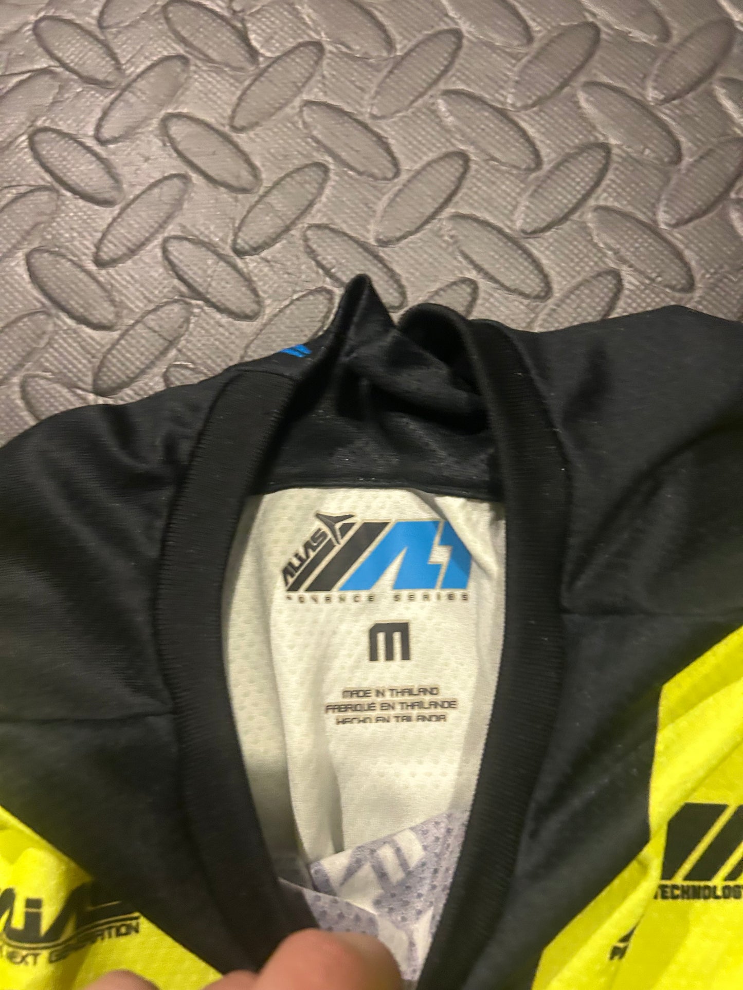 Alias jersey M