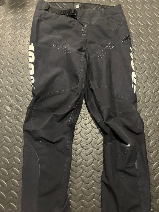 100% pants 26”