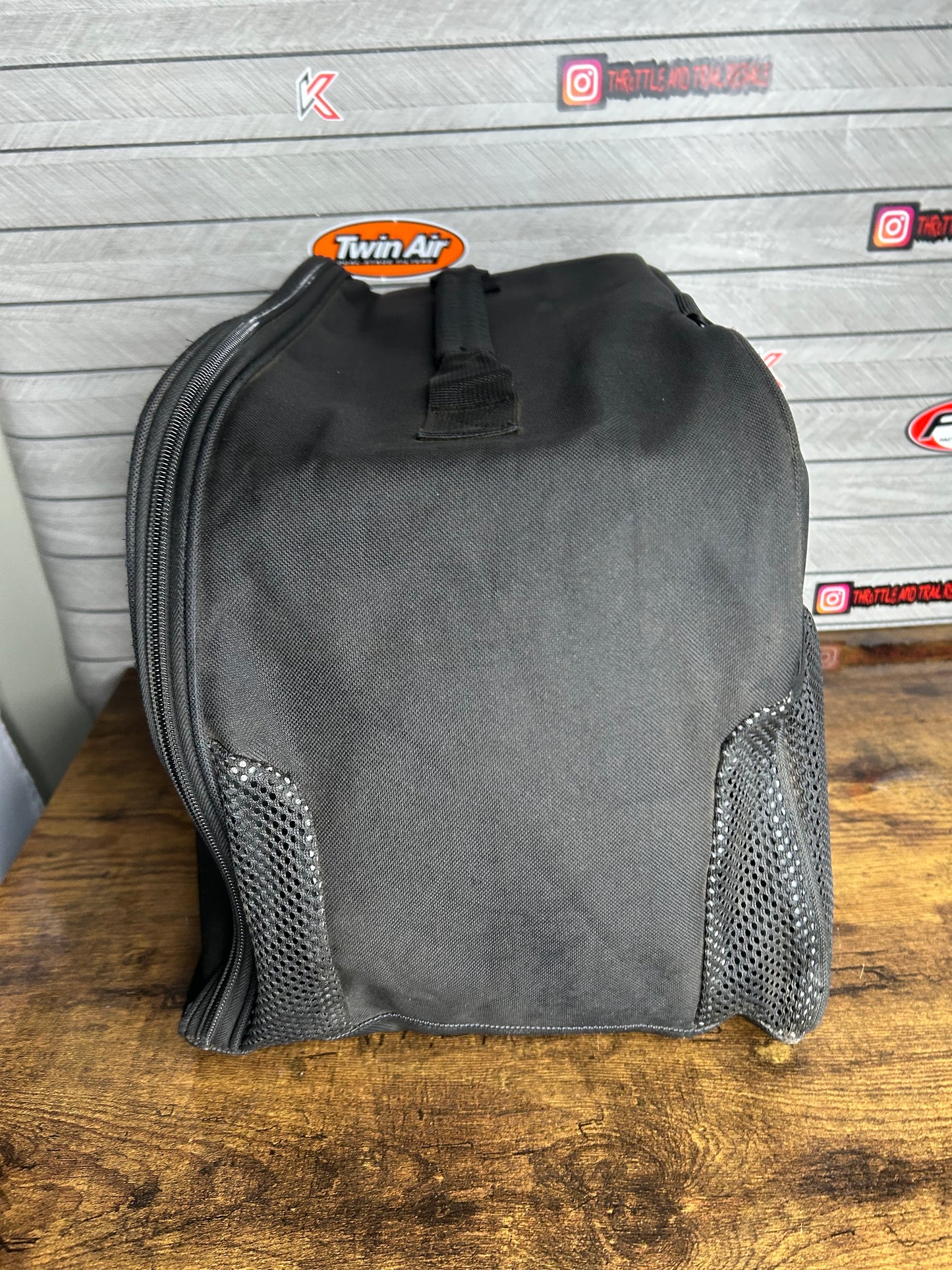 6D helmet bag