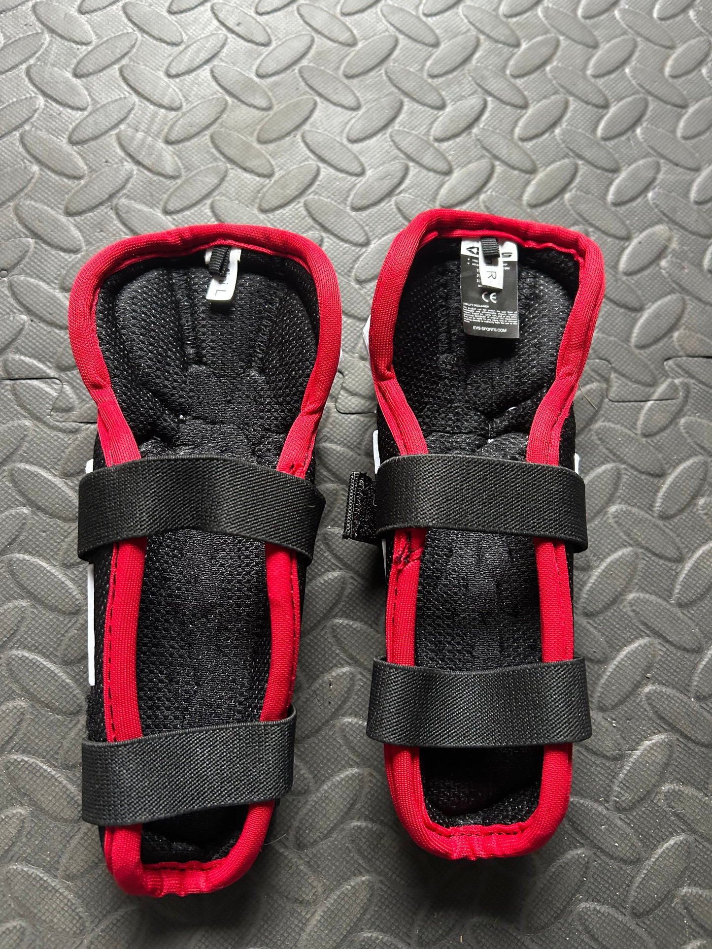 Evs youth elbow guards